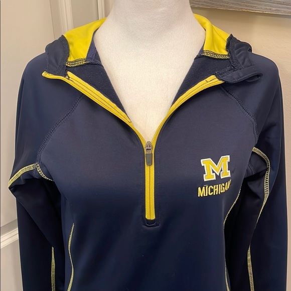 University of Michigan Colosseum Pullover Hoodie Sweater Maize & Blue V-Neck - Picture 2 of 14